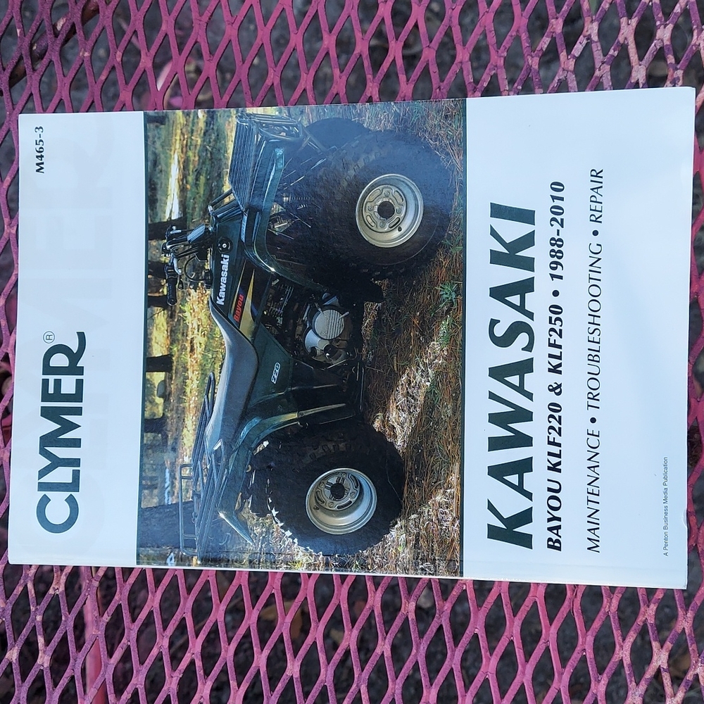 Kawasaki.  Clymer. Manual.